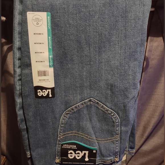 Boot cut jeans - Picture 1 of 4